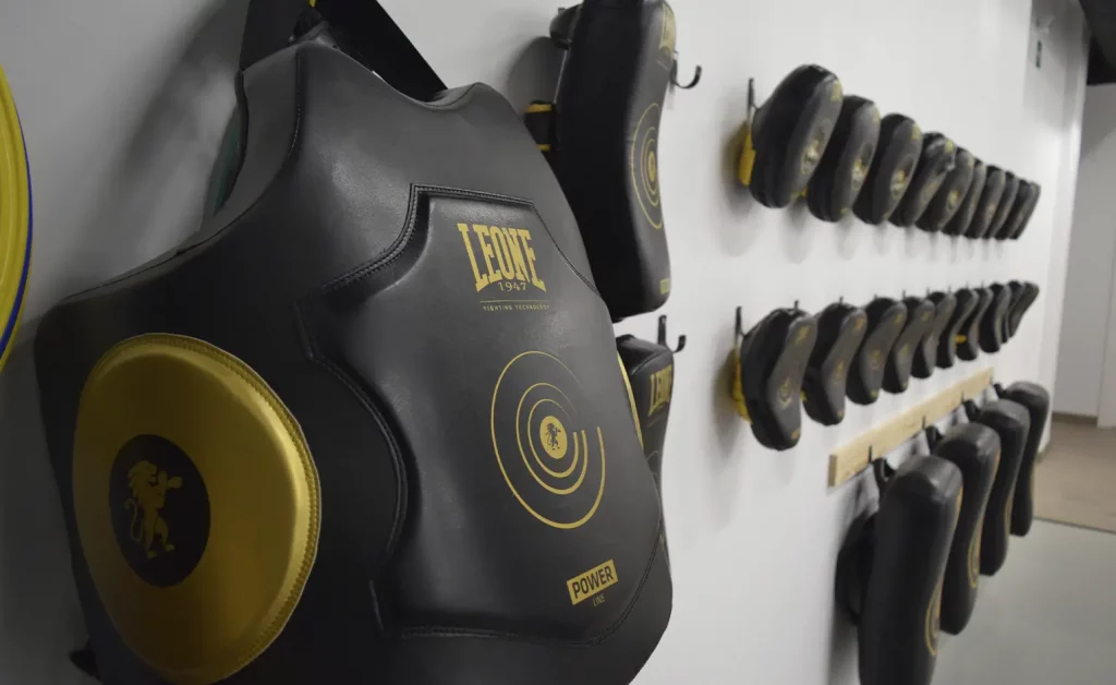 Kick boxing barcelona, gimnasio kick boxing barcelona, gimnasios kick boxing barcelona, kick boxing barcelona gimnasios, kick boxing en barcelona, clases de kick boxing barcelona, kick boxing barcelona mujeres, muay thai Barcelona, muay thai thailand barcelona, gimnasio muay thai barcelona, muay thai barcelona gimnasios, muay thai en barcelona, entrenador personal muay thai barcelona, muay thai gym barcelona, clases muay thai barcelona, muay thai barcelona gracia, combate muay thai barcelona, clases de muay thai barcelona, muay thai barcelona precios, gimnasios de muay thai en barcelona, gimnasio barcelona, gimnasio barato barcelona, freebloc barcelona gimnasio de escalada, gimnasios baratos barcelona, gimnasios barcelona baratos, gimnasio barcelona barato, gimnasio baratos barcelona, jiu Jitsu barcelona, barcelona jiu jitsu, jiu jitsu brasileño barcelona, academia jiu jitsu barcelona, gimnasio jiu jitsu barcelona, jiu jitsu japones barcelona, barcelona jiu jitsu academy, jiu jitsu tradicional barcelona, gimnasios de jiu jitsu en barcelona, brazilian jiu jitsu barcelona, jiu jitsu en barcelona, maestro jiu jitsu barcelona, academia barcelona jiu jitsu, krav maga barcelona, Entrenamiento Personal, entrenamiento personal en barcelona, barcelona martial arts academy, clases de defensa personal, defensa personal barcelona, defensa personal en barcelona, defensa personal barcelona, defensa personal femenina, karate barcelona, curso defensa personal, karate en barcelona, defensa personal en barcelona, mma barcelona, gimnasios mma barcelona, gimnasio mma barcelona, mma en barcelona, mma gym barcelona, barcelona mma, gym mma barcelona, clases mma barcelona, mma barcelona precio, barcelona mma gym, clases de mma en barcelona, gimnasio de artes marciales, gimnasios de artes marciales, gimnasios artes marciales barcelona, clases MMA Barcelona, gimnasios mma barcelona, gimnasio mma barcelona, mma en barcelona, barcelona martial arts academy, gimnasio barcelona boxeo, gimnasio boxeo barcelona, boxeo barcelona gimnasio, gimnasios barcelona boxeo, clases de boxeo barcelona, gimnasio boxeo barcelona, club boxeo barcelona, club de boxeo barcelona, Sportcenter Les Corts 235